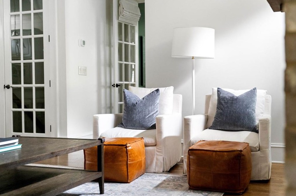 1363 Sylvan Cir, Atlanta GA 30319-3424 exterior