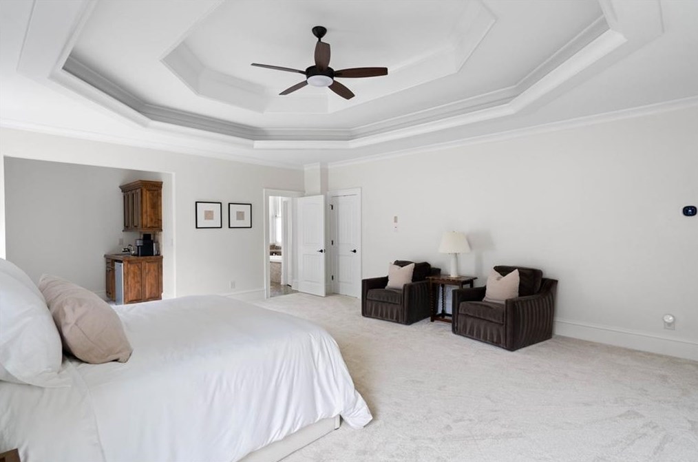 1363 Sylvan Cir, Atlanta GA 30319-3424 exterior