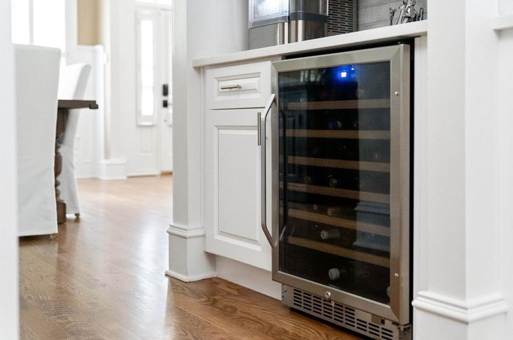 1363 Sylvan Cir, Atlanta GA 30319-3424 exterior