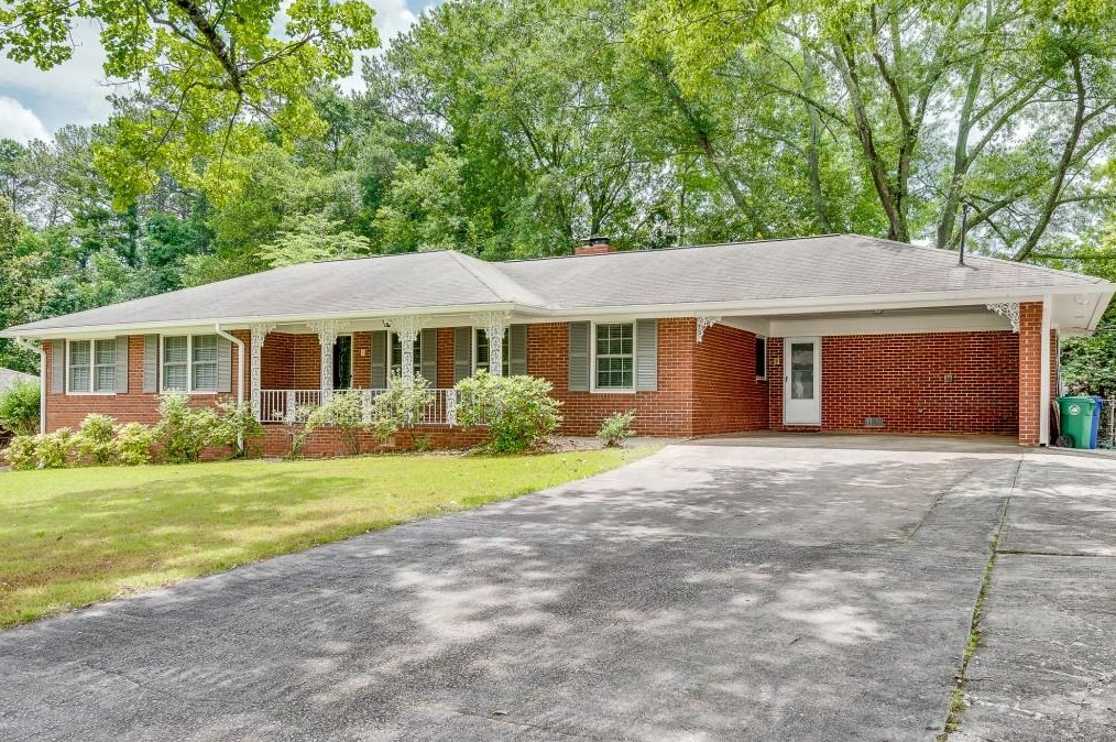 3069 Tolbert Dr, Decatur, GA 30033-2507