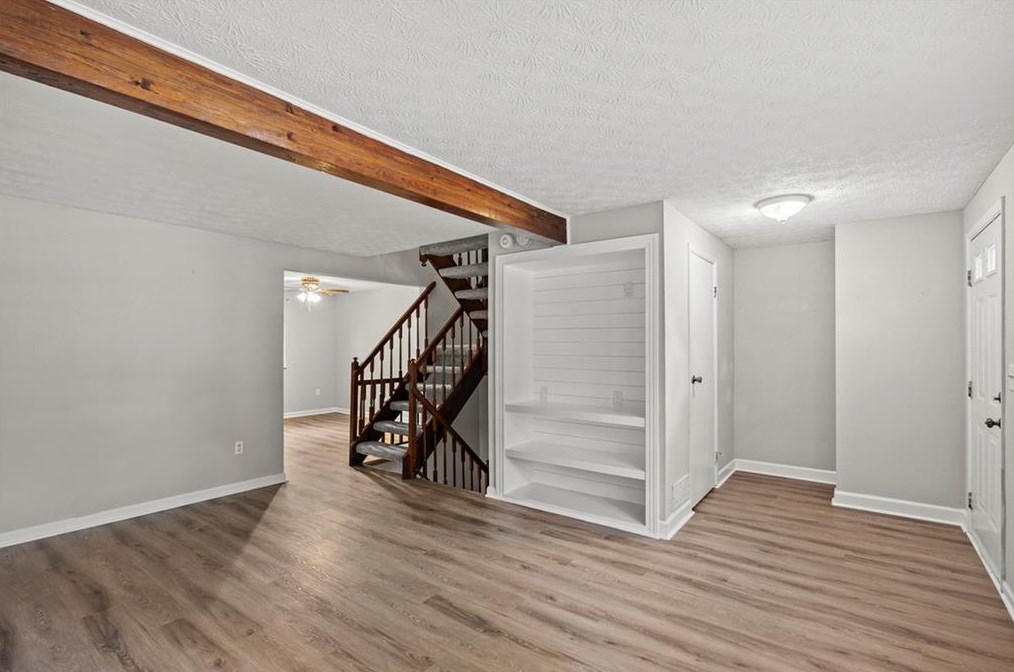 257 Roswell Commons Cir, Roswell, GA 30076-1500