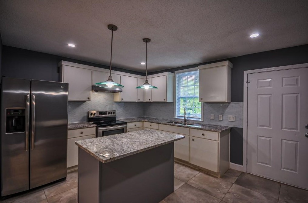 55 Moury Ave, Atlanta GA  30315-4071 exterior