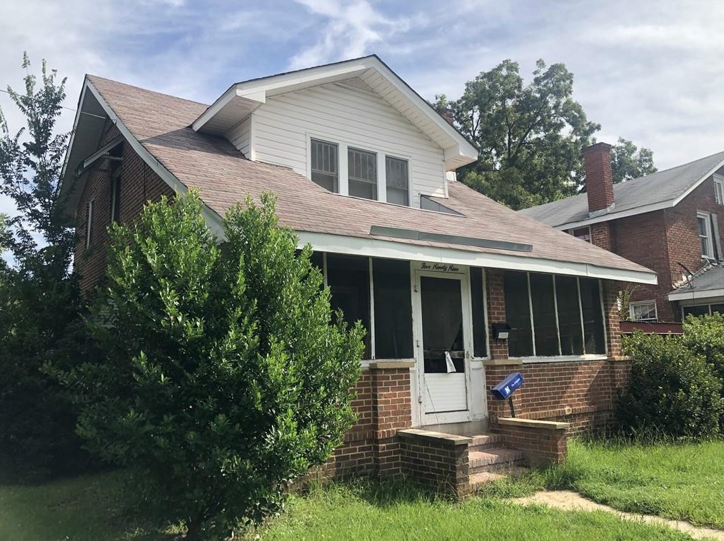 599 Robert Henry St, Macon, GA 31206-1509
