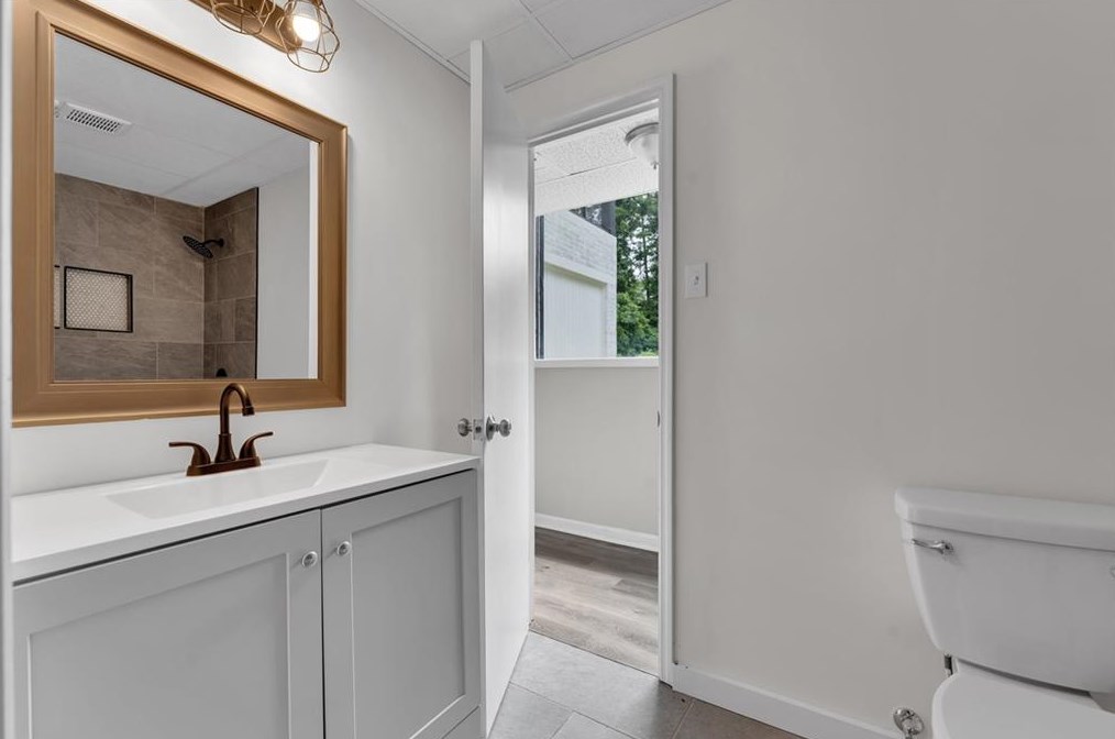 1900 Telfair, Atlanta GA 30319 exterior