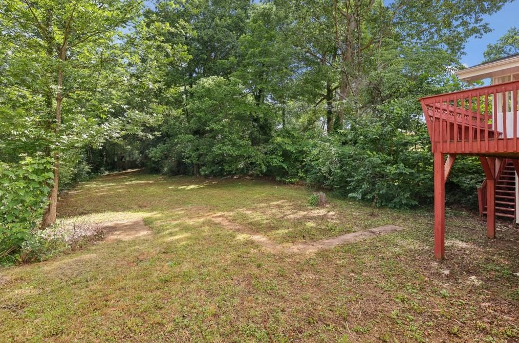 2216 Holly Hl Dr, Decatur GA 30032-5711 exterior