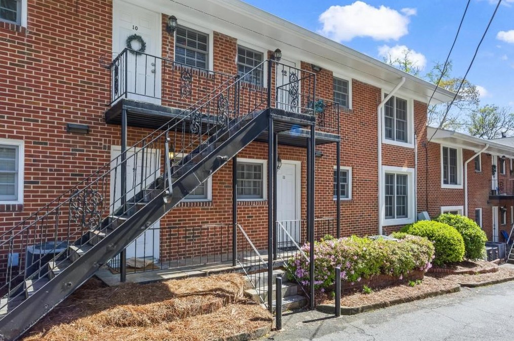 885 Briarcliff Rd, Atlanta GA  30306-4631 exterior