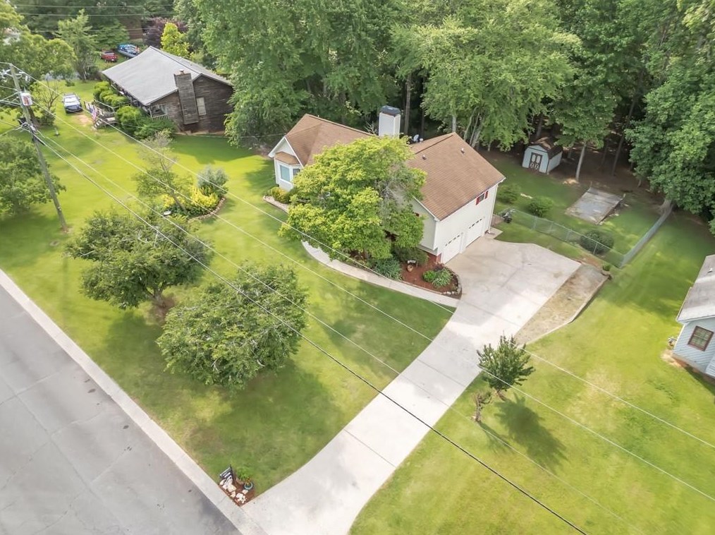 6265 New Mill Trl, Acworth, GA 30102-1667