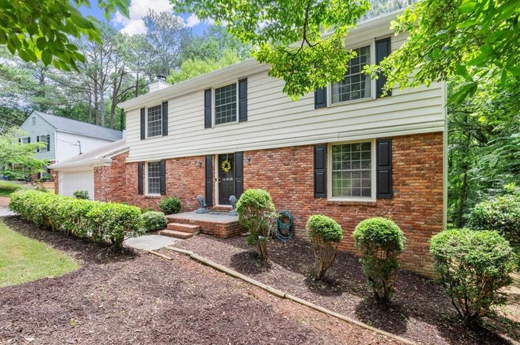 181 Shadowlawn Rd, Marietta, GA 30067-4329