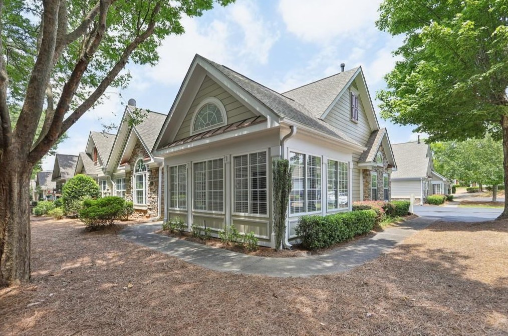 6123 Malloway Ct, Cumming, GA 30041-6179