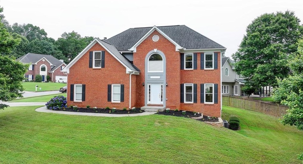 1892 Shores Ridge Ct, Suwanee, GA 30024-4313