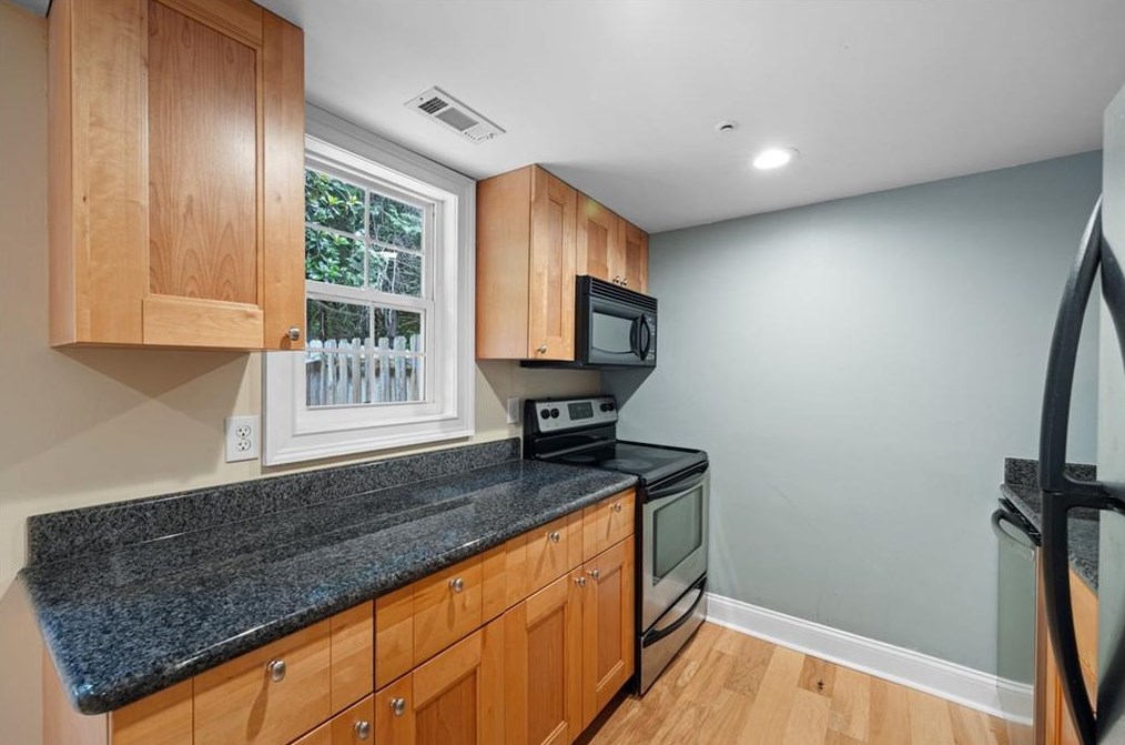 191 Rondak Cir, Smyrna GA  30080-4548 exterior
