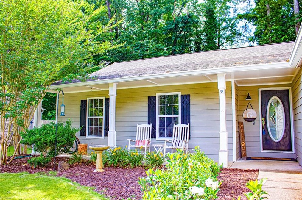 4019 River Rock Way, Holly Springs, GA 30188