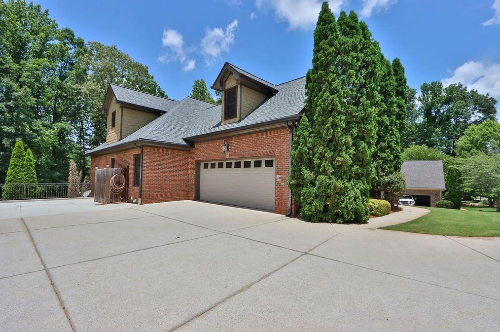 94 Fountainhead Dr, Jefferson, GA 30549-6707