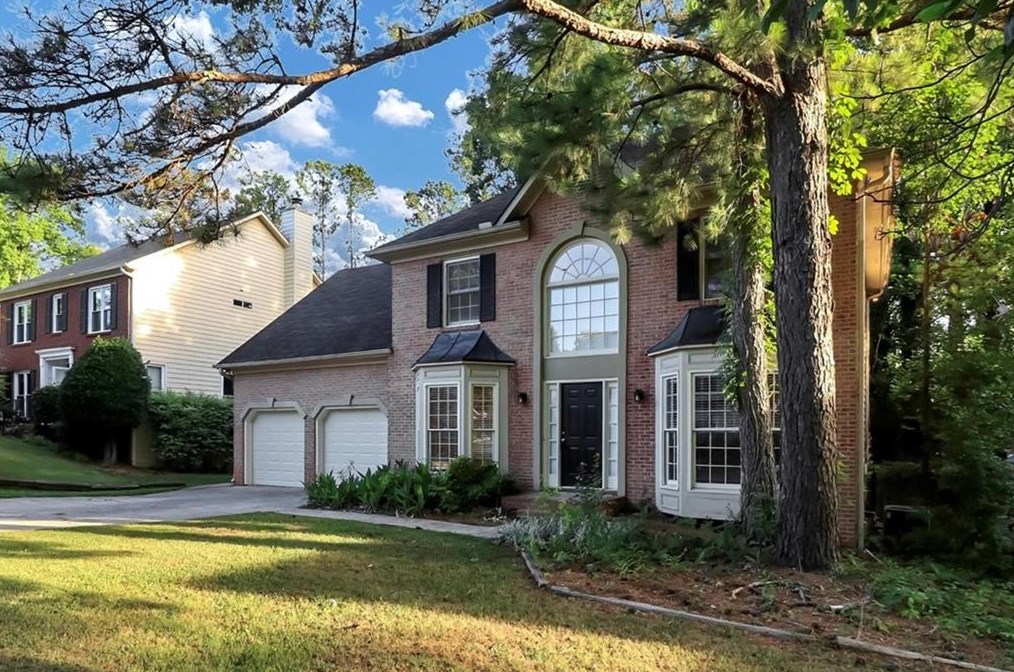 643 Radford Cir, Holly Springs, GA 30188