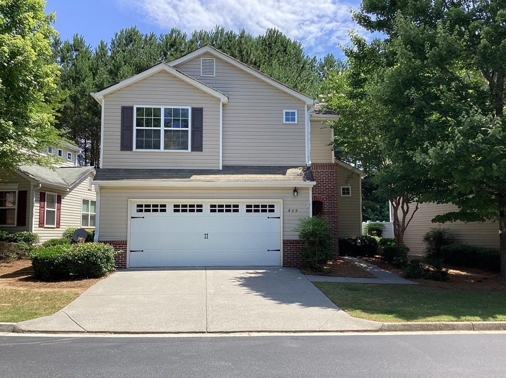 409 Chatooga Ln, Holly Springs, GA 30188