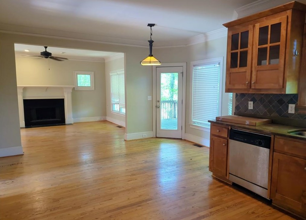 1876 Timberwood Trce, Decatur GA  30032-5228 exterior