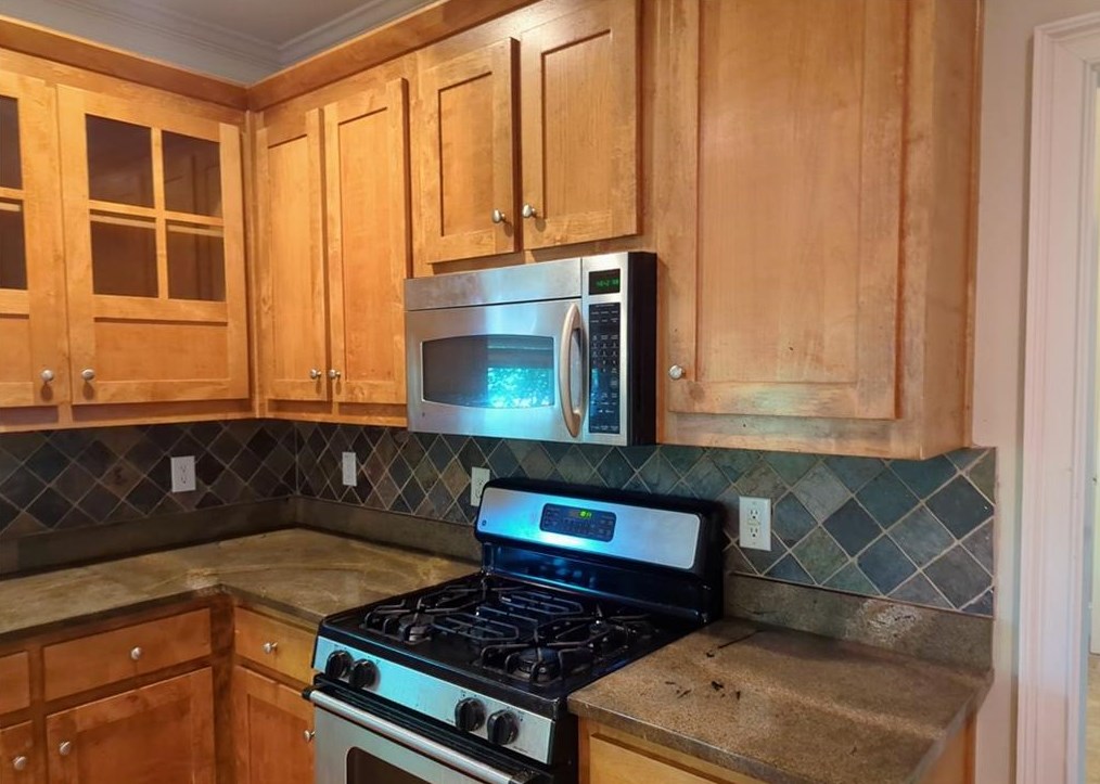 1876 Timberwood Trce, Decatur GA  30032-5228 exterior