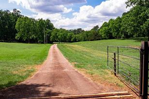 8569 Jefferson Rd, Commerce, GA 30529 - Photo 4