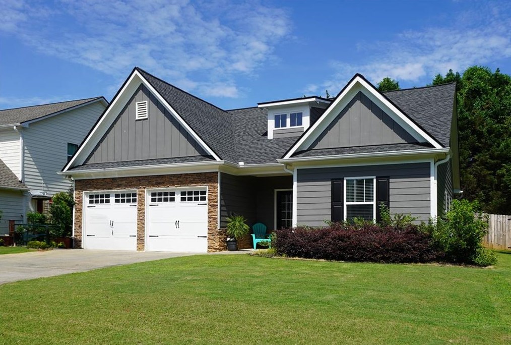 96 Mercer Ln, Euharlee, GA 30120-5887