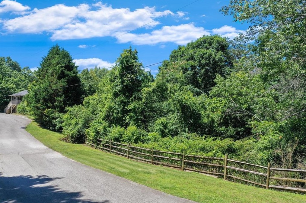 4012 Darryl Ln, Gainesville GA 30506-7121 exterior