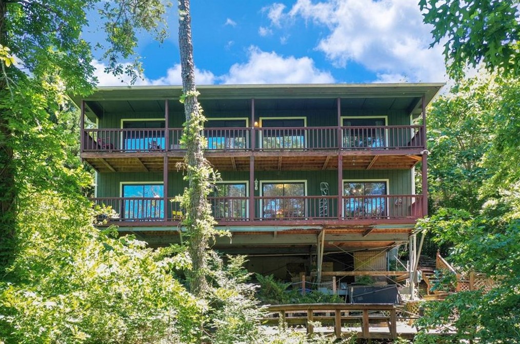 4012 Darryl Ln, Gainesville GA 30506-7121 exterior