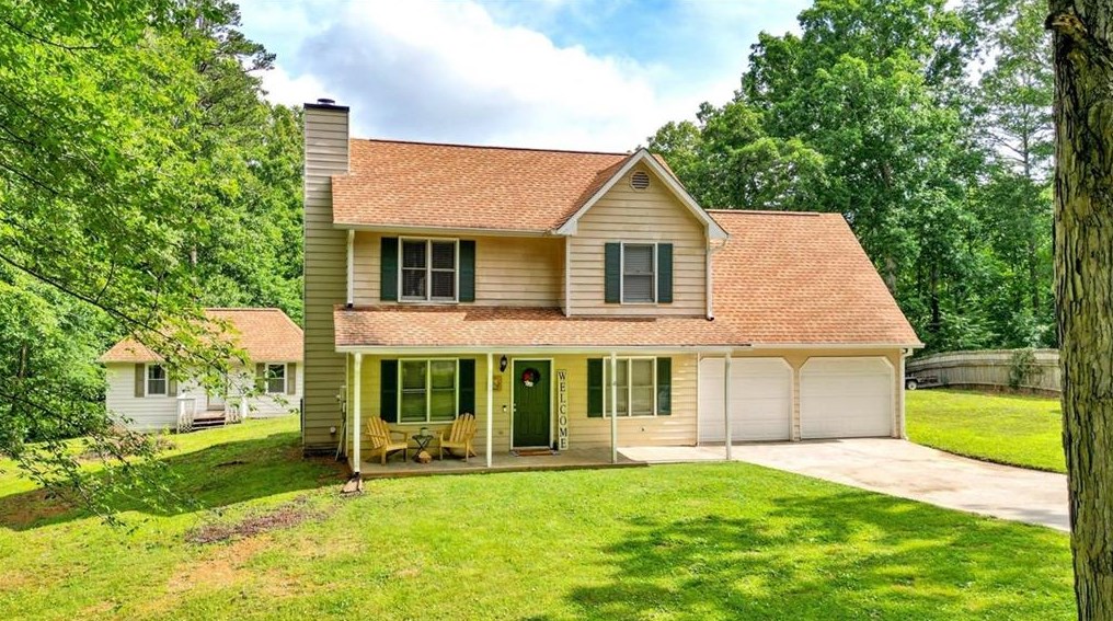 29 Indian Springs Dr, Rydal, GA 30171-1640