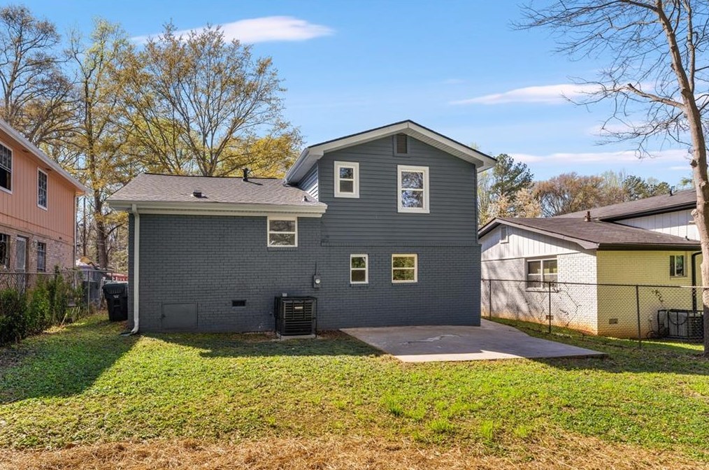 1392 Willow Trl, Atlanta GA  30311-3516 exterior