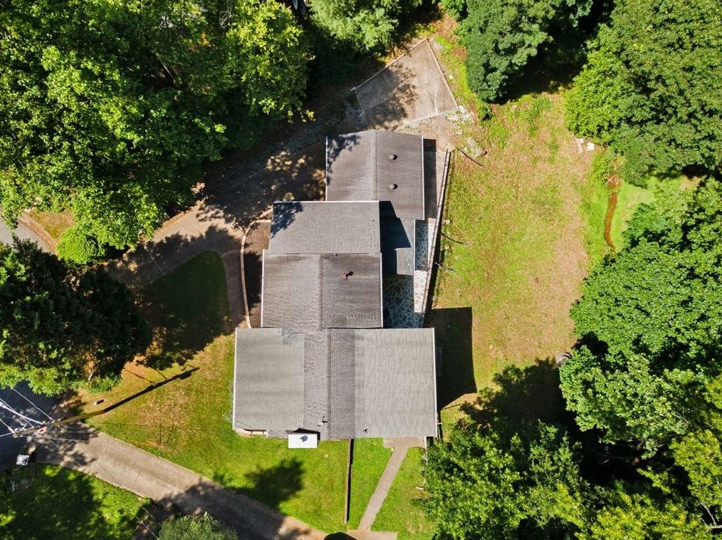 4292 Gregory Ln, Smyrna GA 30082-4427 exterior