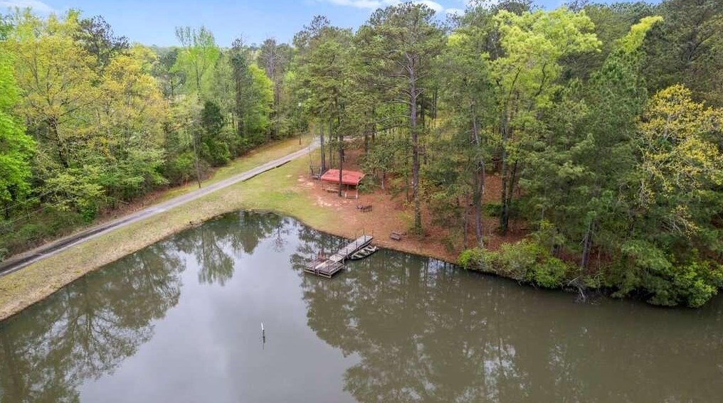 6502 Hearn Rd, Stockbridge GA  30281-1002 exterior