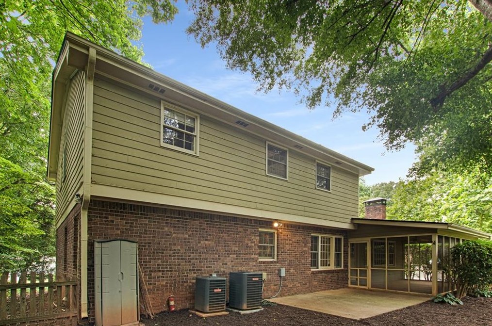 4576 Holliston Rd, Atlanta GA  30360-2058 exterior