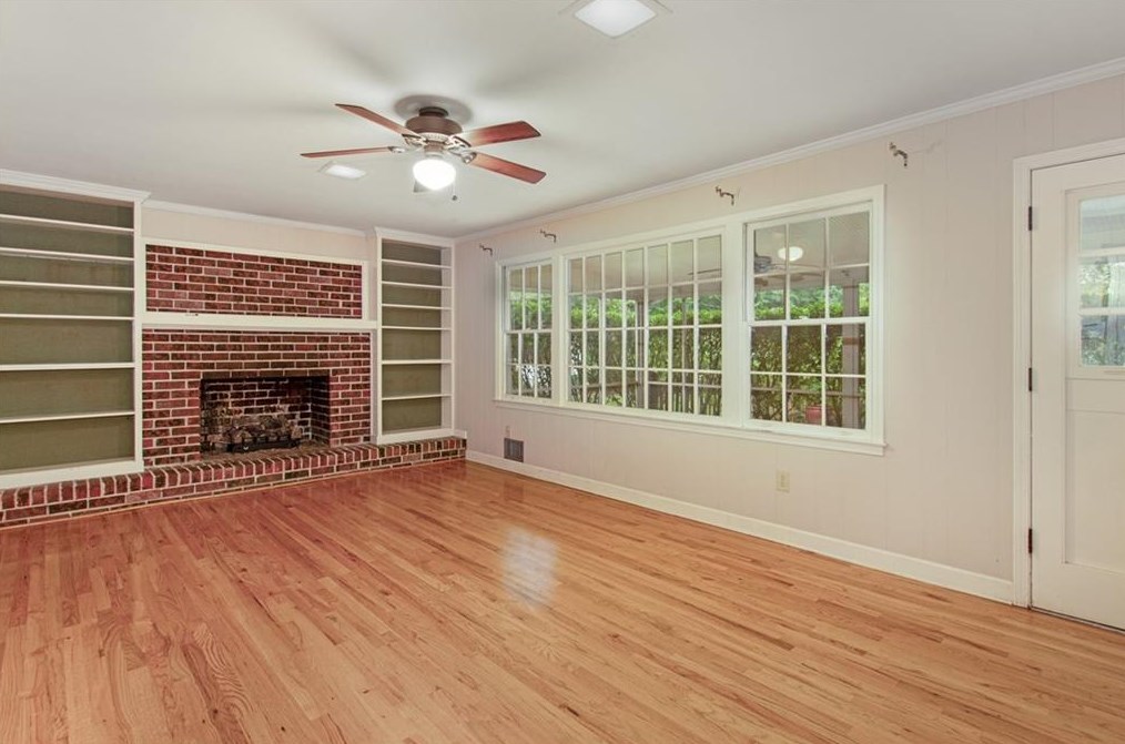 4576 Holliston Rd, Atlanta GA  30360-2058 exterior