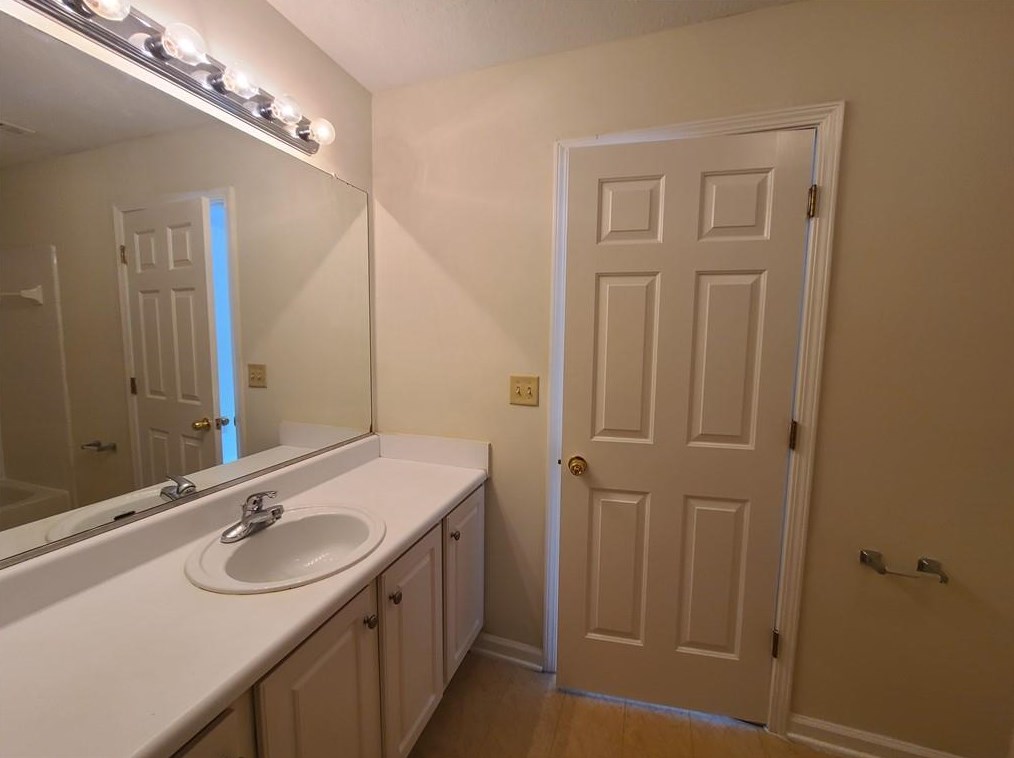 230 Amal Dr, Atlanta GA  30315-4807 exterior