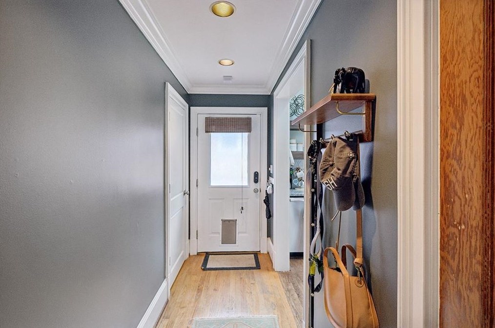 933 Church St, Decatur GA 30030-1527 exterior