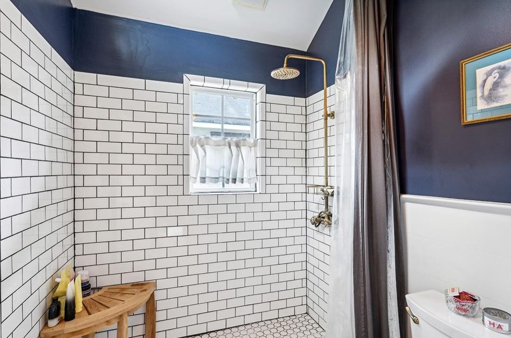 933 Church St, Decatur GA 30030-1527 exterior