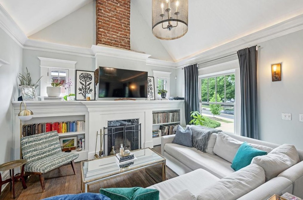 933 Church St, Decatur GA 30030-1527 exterior