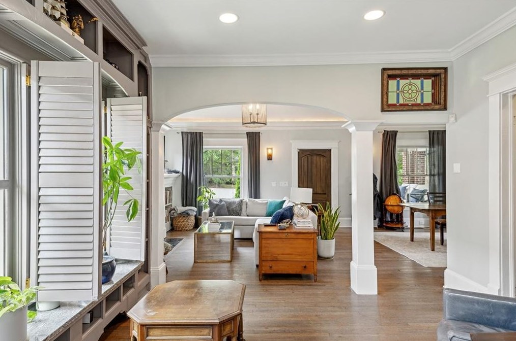 933 Church St, Decatur GA 30030-1527 exterior