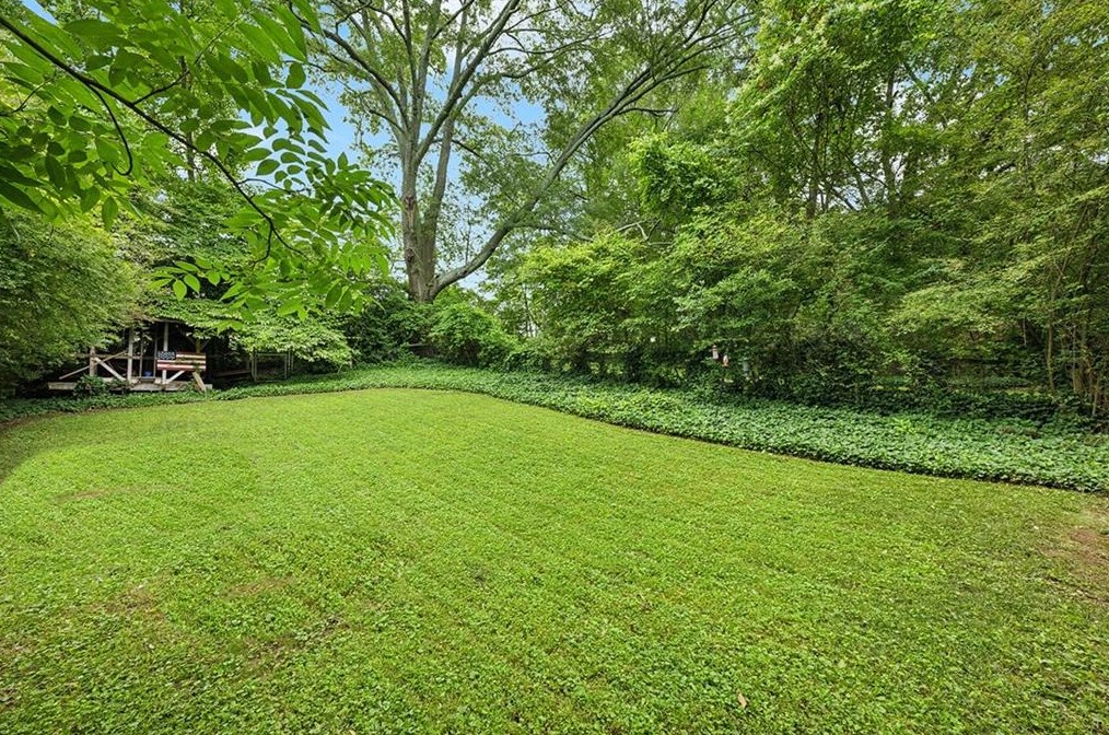 933 Church St, Decatur GA 30030-1527 exterior