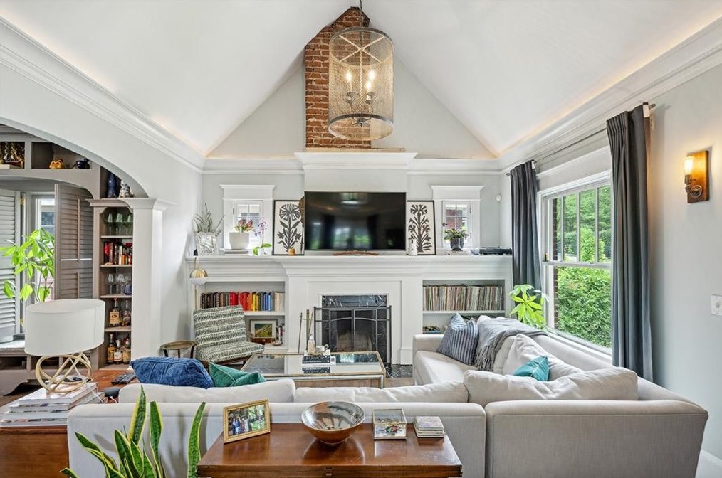 933 Church St, Decatur GA 30030-1527 exterior