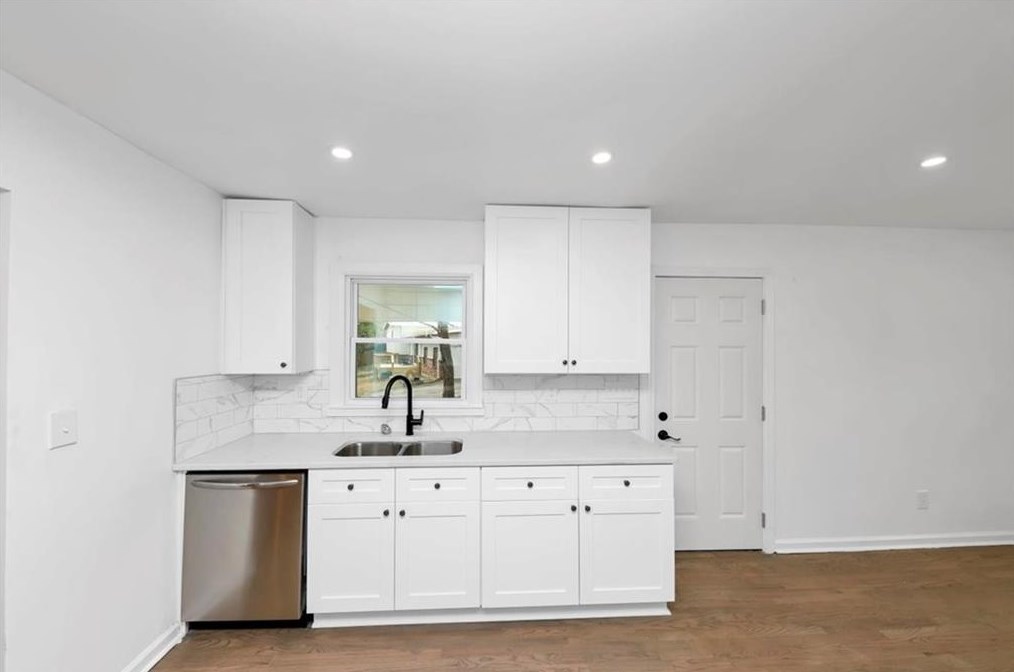 1613 Folkstone Rd, Atlanta GA  exterior