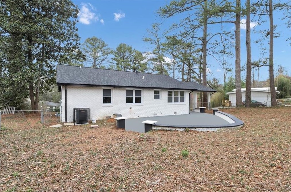 1613 Folkstone Rd, Atlanta GA  exterior