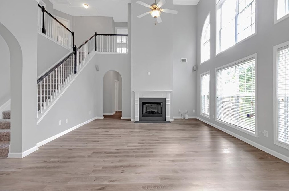 5481 The Vyne Ave, Atlanta GA  30349-8736 exterior