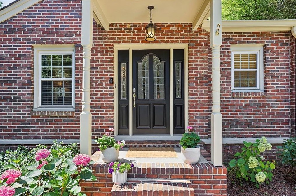 376 Garden Ln, Atlanta, GA 30309-2297