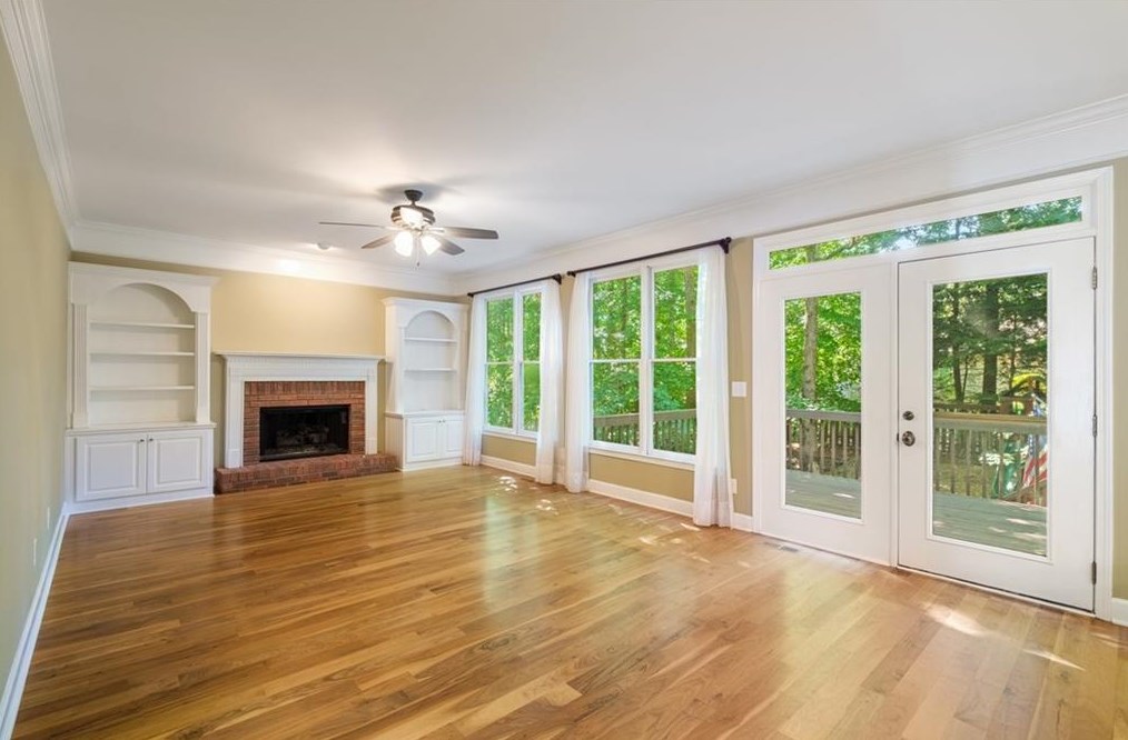 3062 Oaktree Ln, Duluth GA 30096-5886 exterior