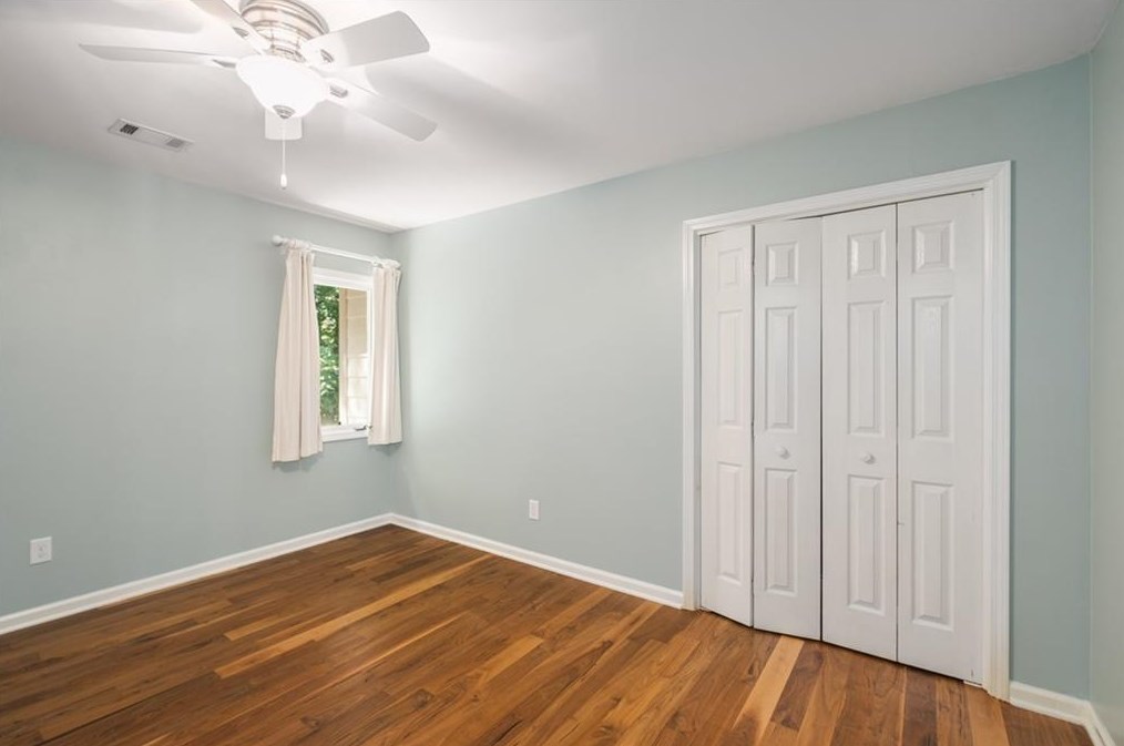 3062 Oaktree Ln, Duluth GA 30096-5886 exterior