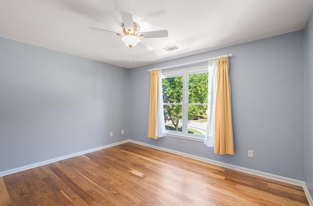 3062 Oaktree Ln, Duluth GA 30096-5886 exterior