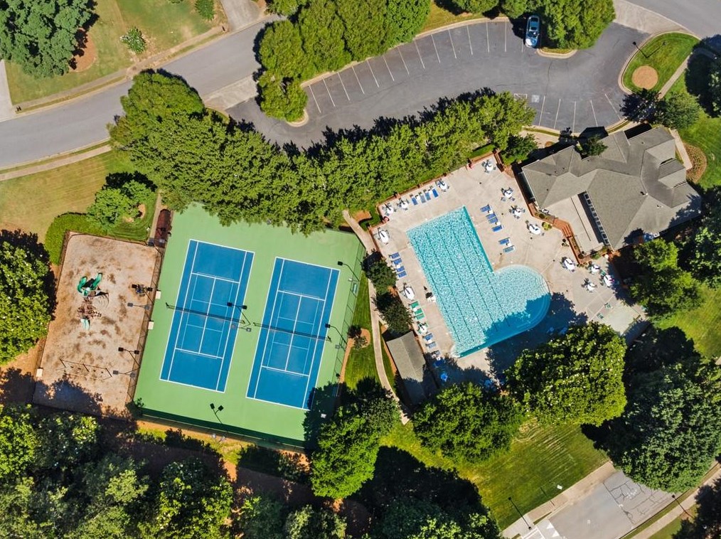 3062 Oaktree Ln, Duluth GA 30096-5886 exterior