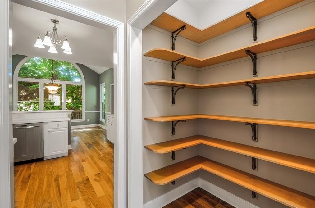 3062 Oaktree Ln, Duluth GA 30096-5886 exterior