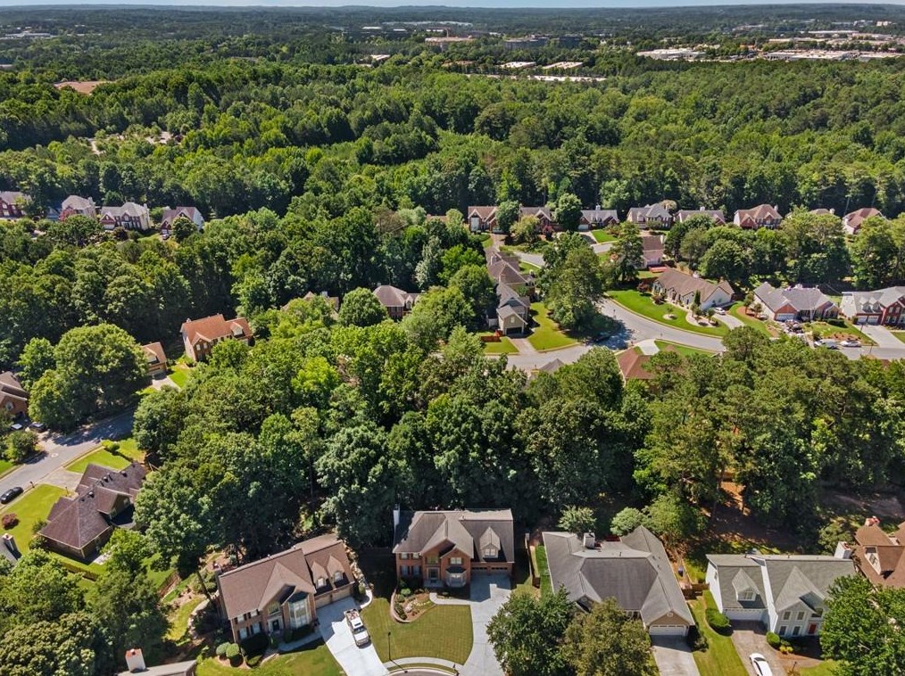 3062 Oaktree Ln, Duluth GA 30096-5886 exterior