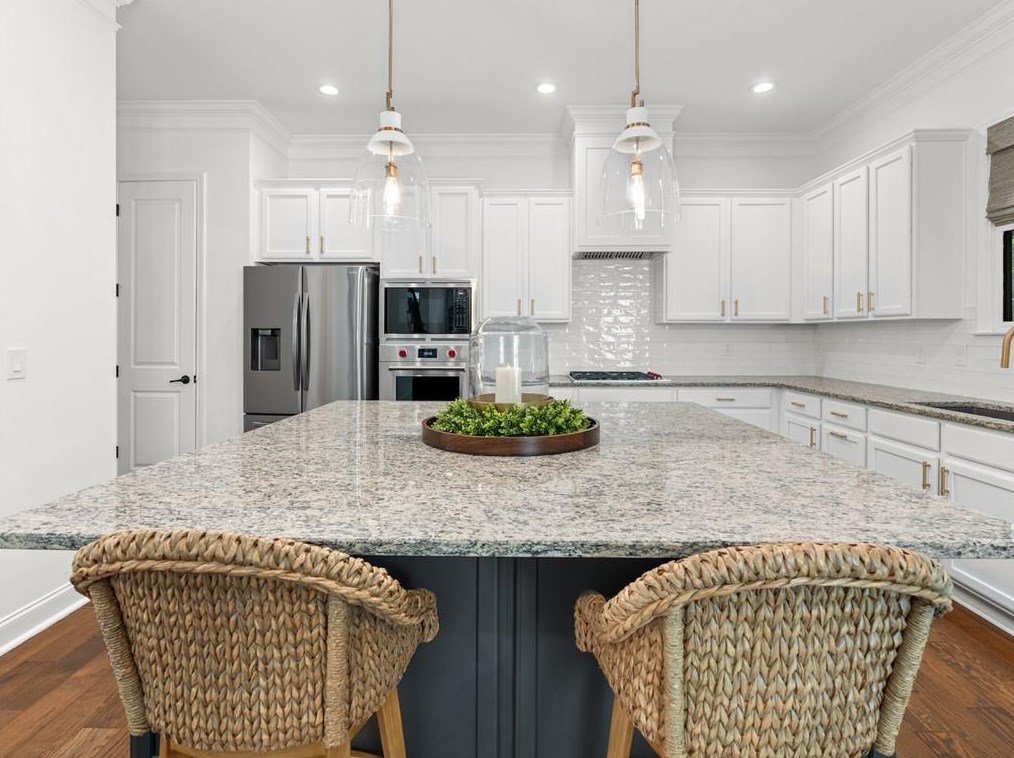 10280 Mdw Crst Ln, Alpharetta GA 30022-5085 exterior