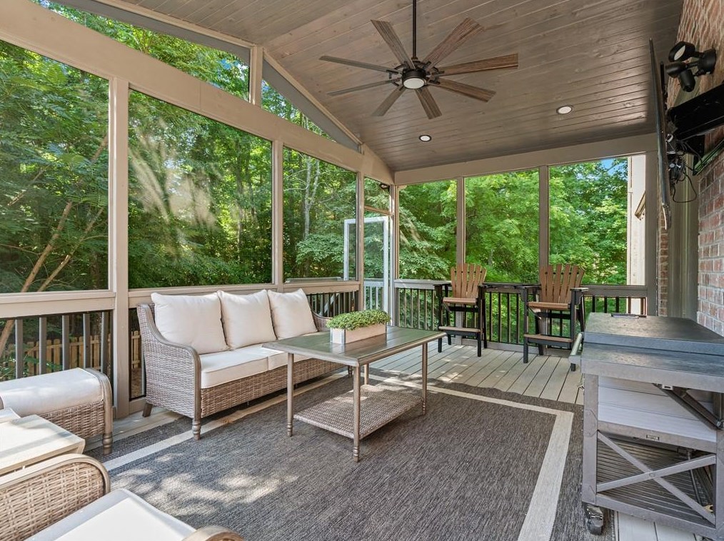 10280 Mdw Crst Ln, Alpharetta GA 30022-5085 exterior